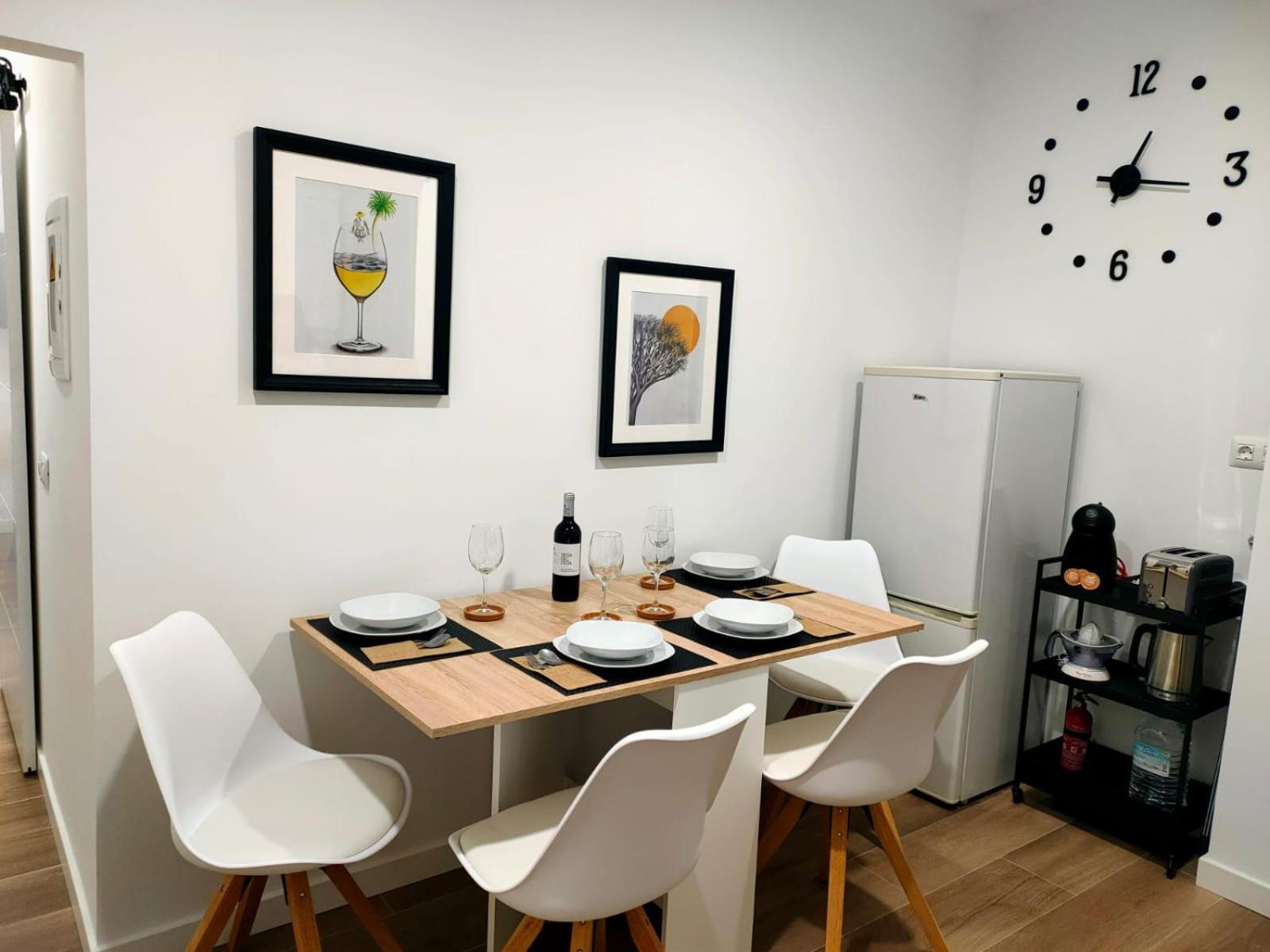 Apartamento El Adoquin อิคอดเดลอสวินอส ภายนอก รูปภาพ
